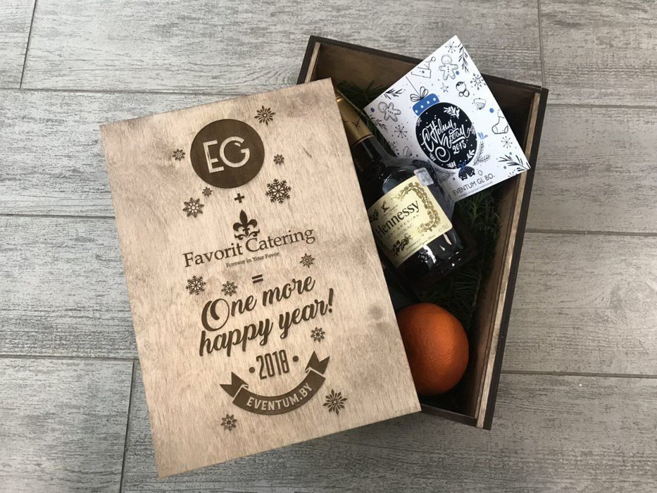 Новогодний подарок корпоративным клиентам для ивент-агентства Eventum Globo